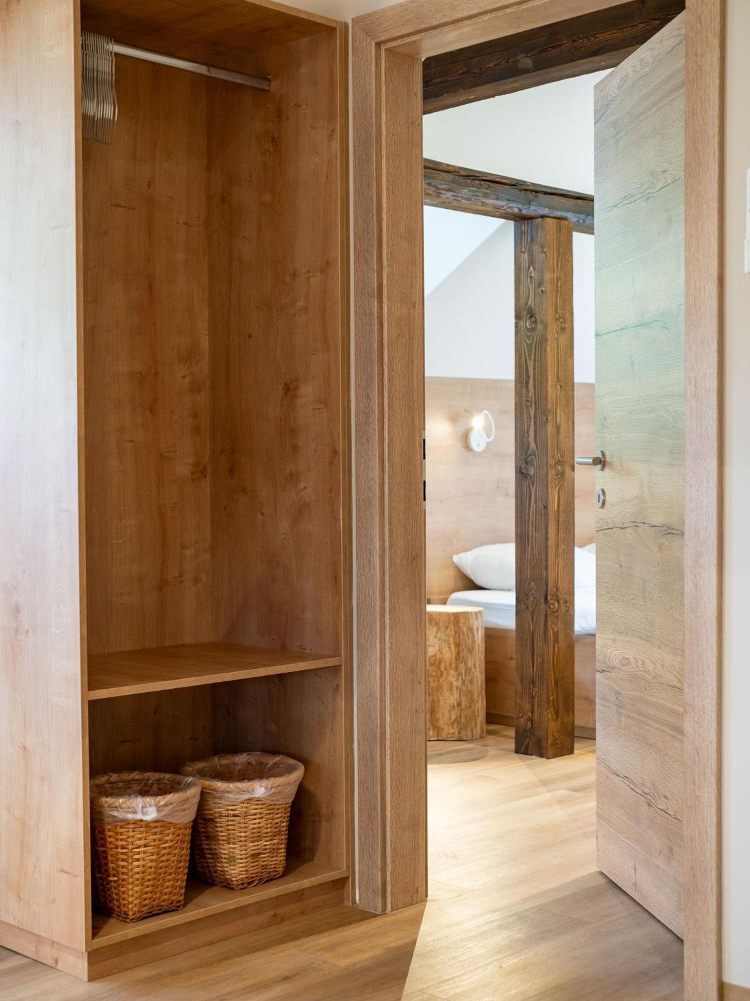 Apartments Triglav モイストラナ エクステリア 写真